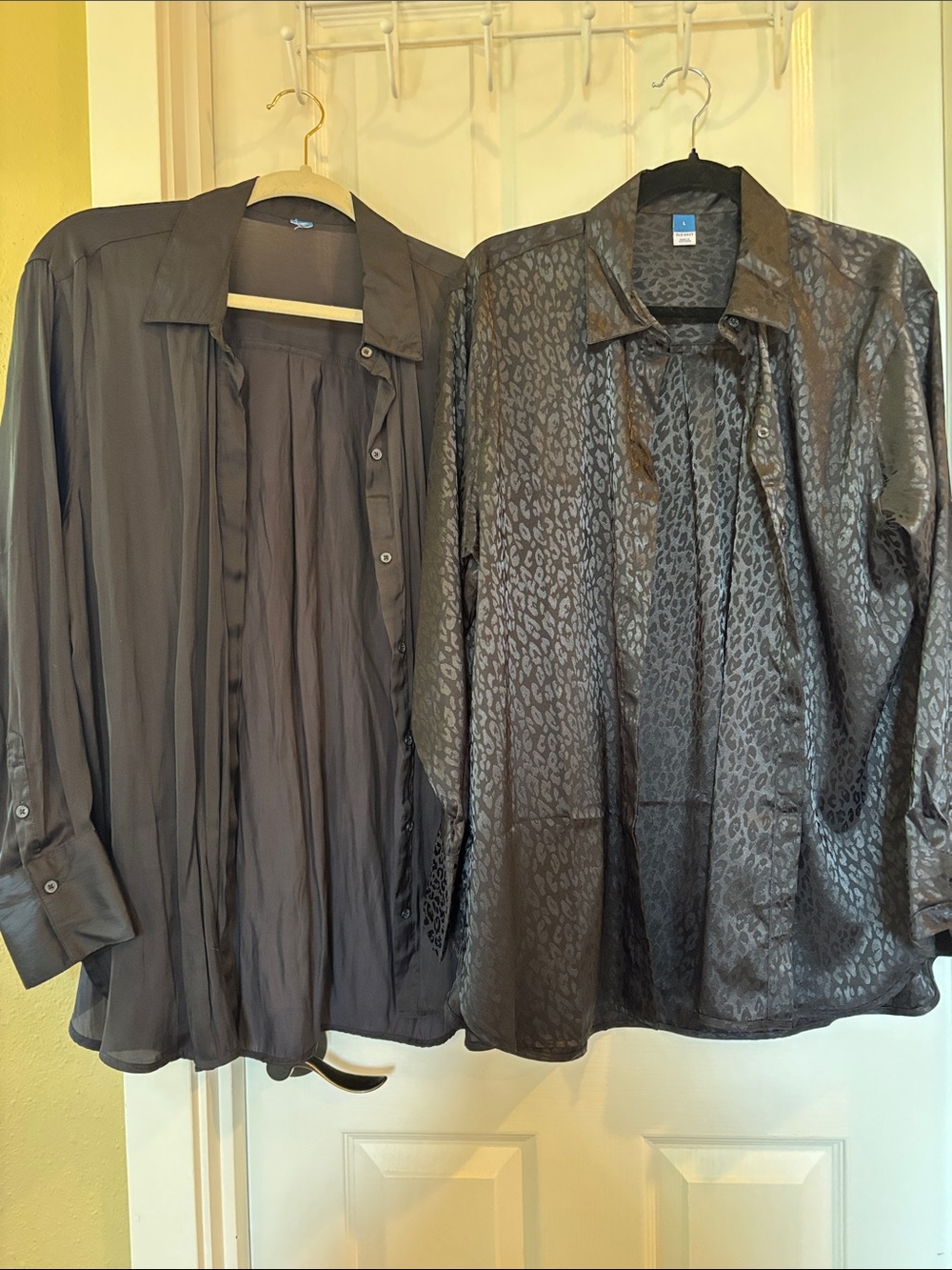 Old Navy Set of 2 Black Satin and Leopard Jacquard Button-Up Tops